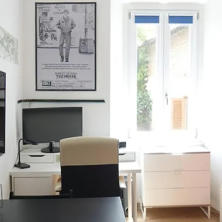 Indipendent House Apartamento *